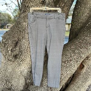 Old Navy Gingham Pixie Mid-Rise Pants